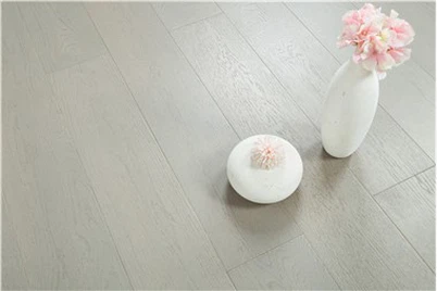 501-18 אלון אפור כהה